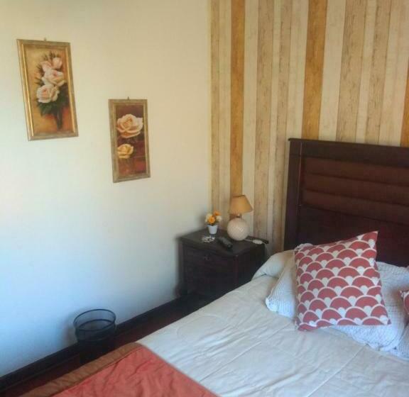 اتاق لوکس, Hostal Nomade