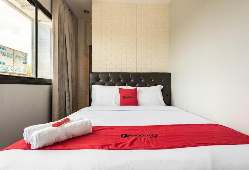 Номер Economy, Reddoorz Near Tanjung Duren 2