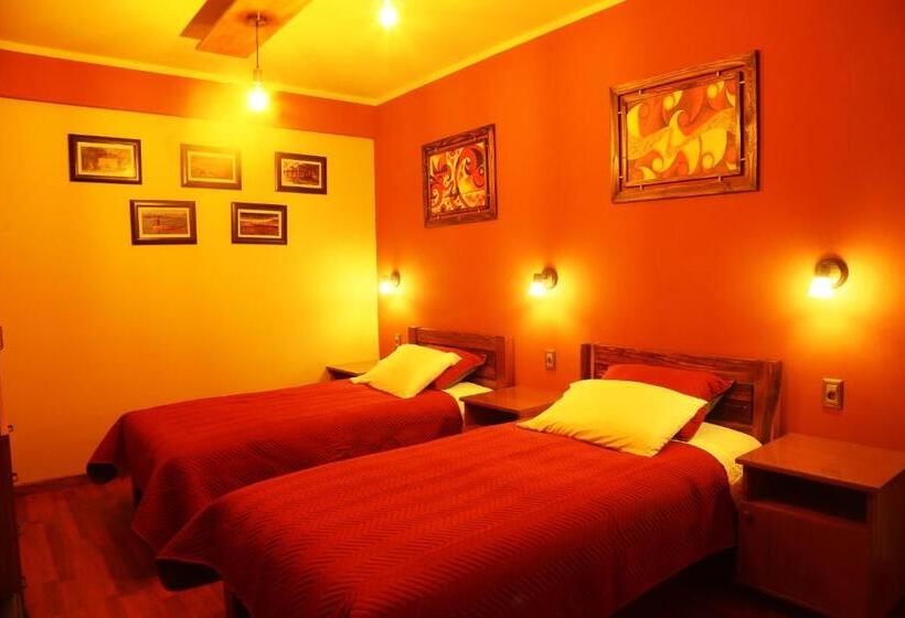 اتاق استاندارد, Hostal Cagnapa Restobar