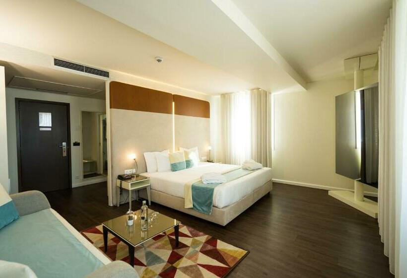 Полулюкс Повышенной Комфортности, The One Grand Hotel da Póvoa