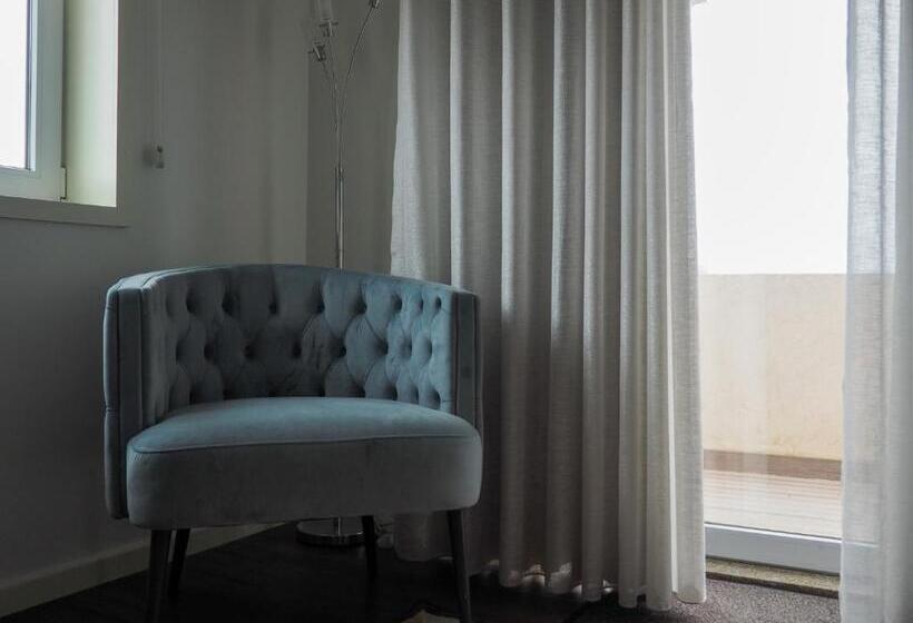 Люкс Deluxe Вид на Море, The One Grand Hotel da Póvoa