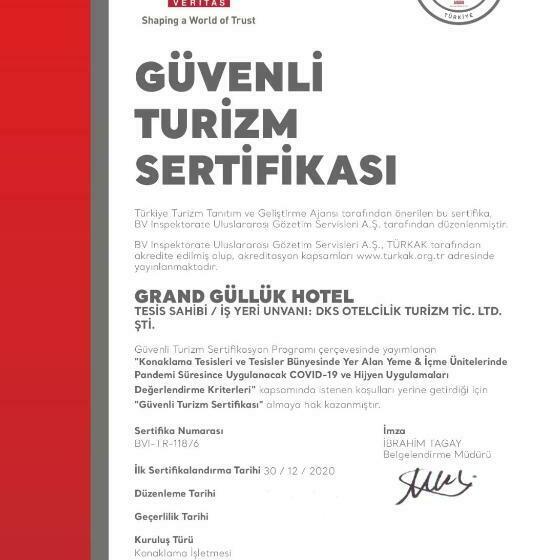 اتاق لوکس سه تخته, Grand Gulluk Hotel & Spa City Cender Antalya