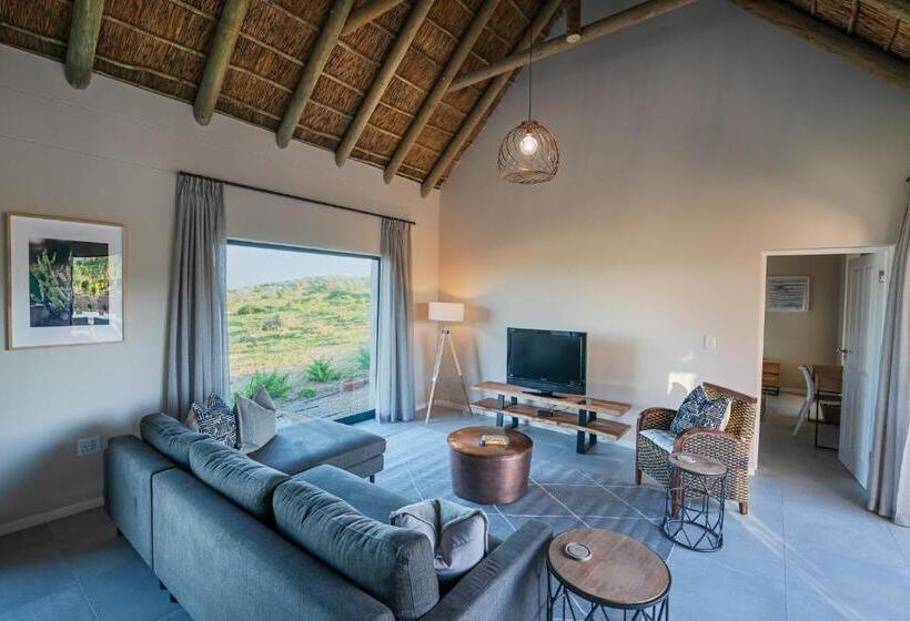 Вилла 3 Спальни, The Shark Bay Boutique Hotel & Spa