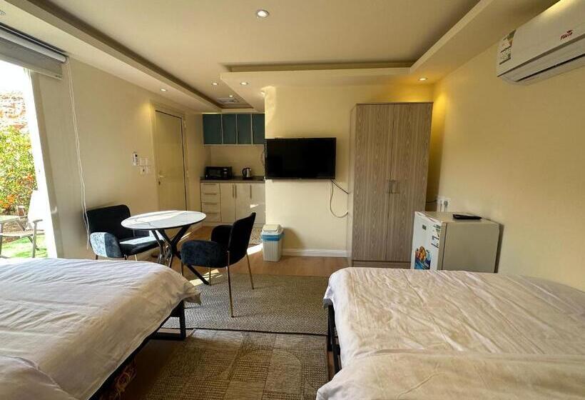 اتاق سوپریور با چشم‌انداز باغ, Naseem Country House
