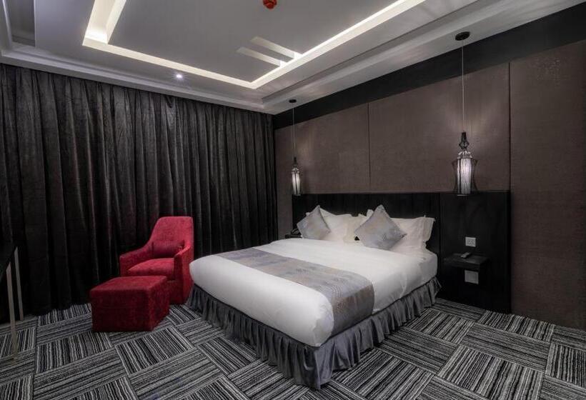 سوییت لوکس, South Hotel Suites