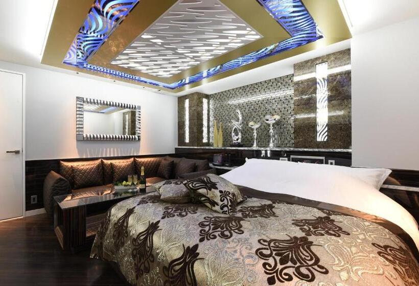 Стандартный Номер Кровать Кинг, W Party W Group Hotels And Resorts