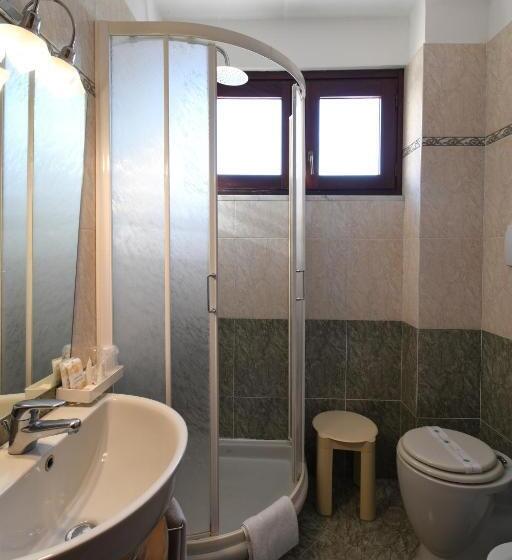 Quarto standard, Cavour