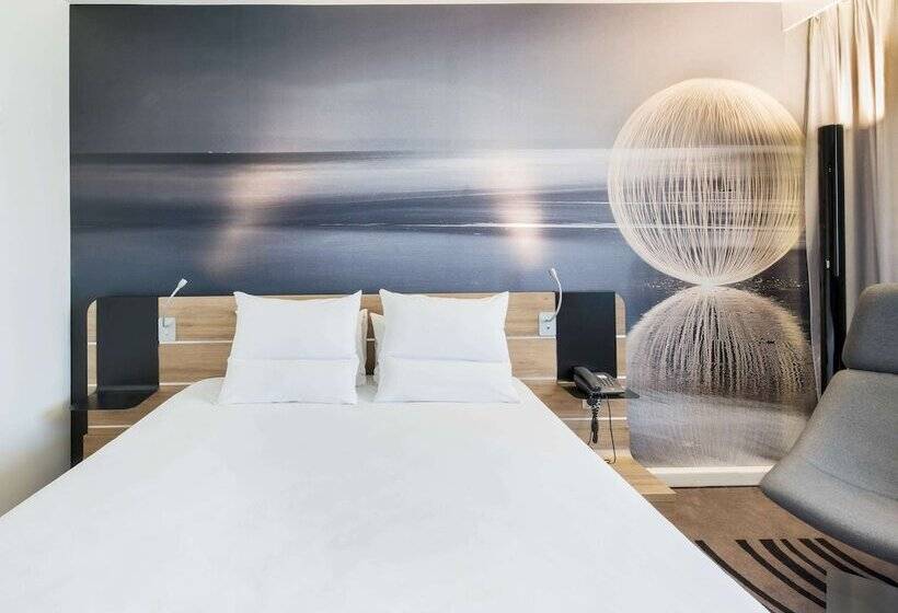 Номер Executive, Novotel Warszawa Airport