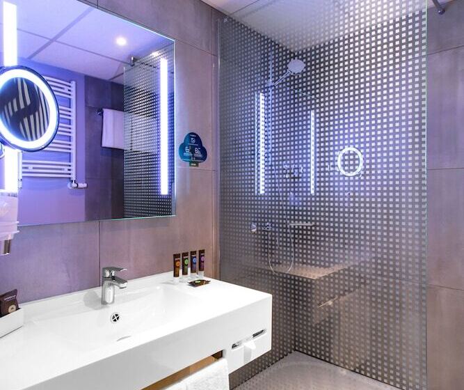 Номер Executive, Novotel Warszawa Airport