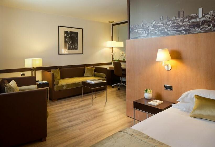 سوییت جونیور, Starhotels Ritz