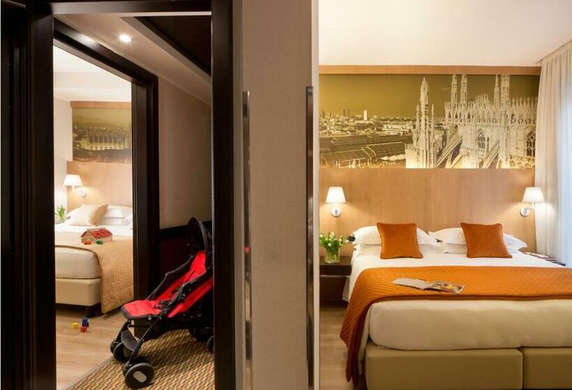 آپارتمان یک خوابه با دری مشترک که هال را جدا می کند., Starhotels Ritz