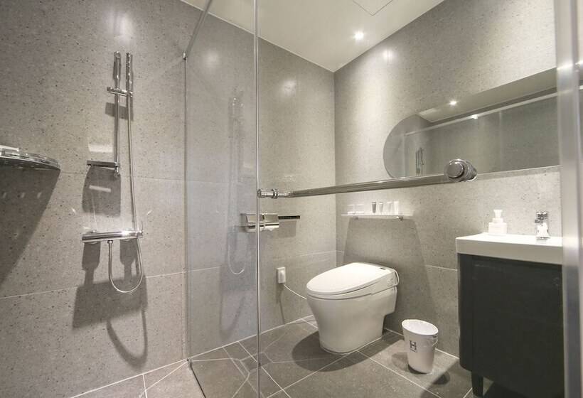Люкс, Hermon Hotel Gangseo