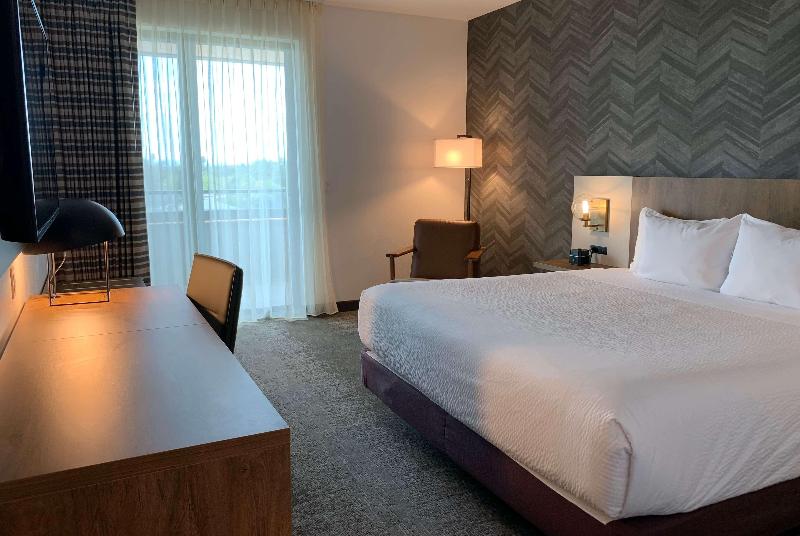 Номер Стандарт, La Quinta Inn & Suites By Wyndham Santa Rosa Sonoma