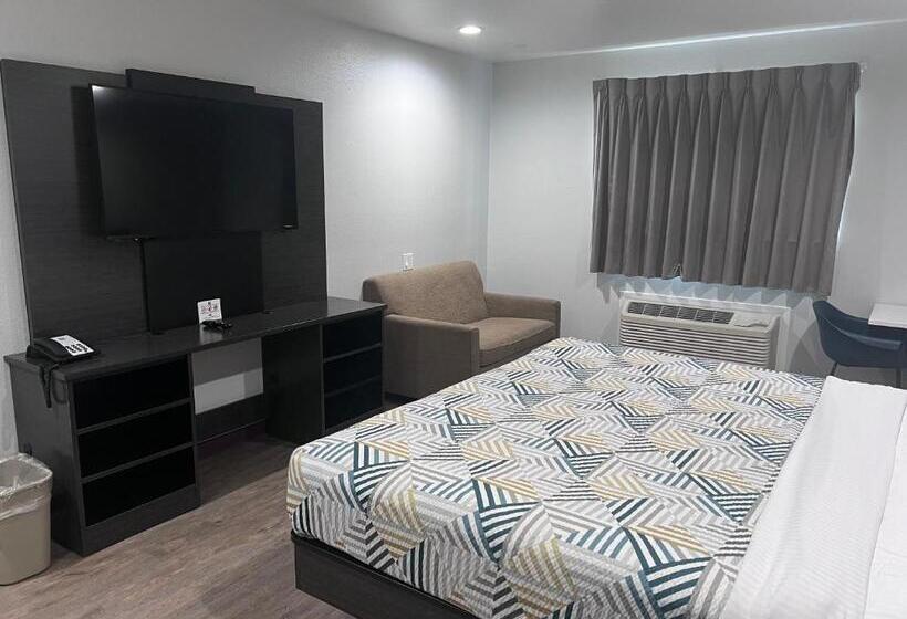 스탠다드 룸 킹사이즈 침대, Motel 6 Bullhead City, Az  Laughlin