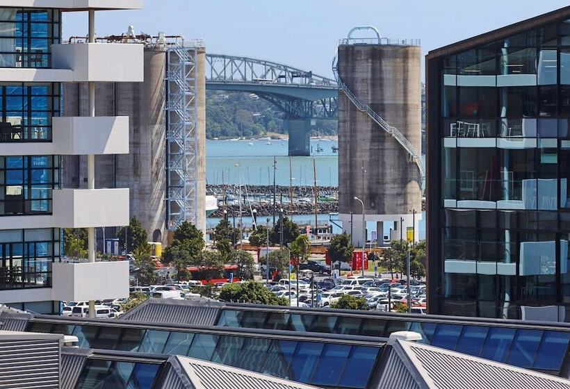 اتاق استاندارد با چشمانداز, Travelodge Hotel Auckland Wynyard Quarter