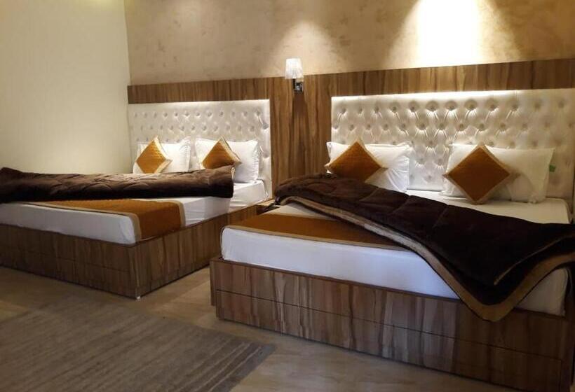 Семейный Номер, Hari Niwas   A Boutique Garden Resort Mount Abu