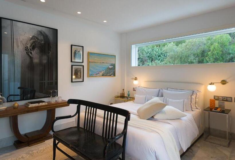 اتاق استاندارد با بالکن و چشم‌انداز دریا, Maison Dedine  Smallluxuryhotels  Adults Only