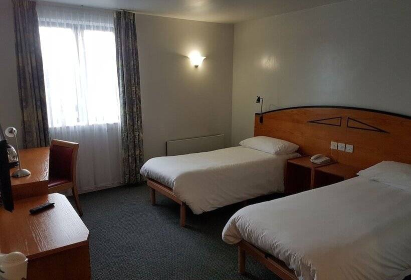 标准间, Ibis Cardiff Gate  International Business Park