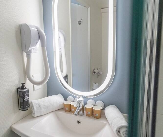 Номер Стандарт Вид на Море, Ibis Granville Port De Plaisance
