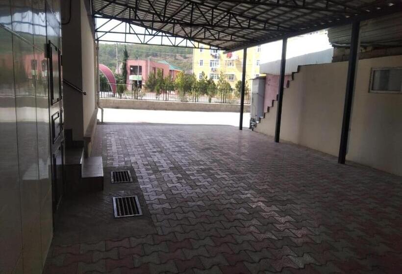 اتاق استاندارد با سرویس بهداشتی مشترک, Ra