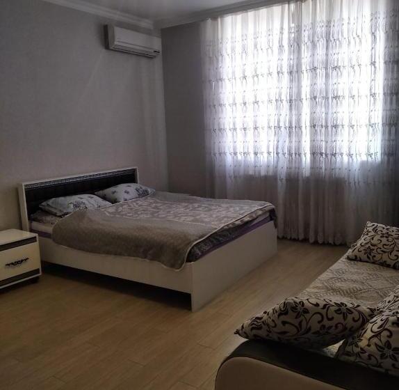 اتاق اکونومی, Ra