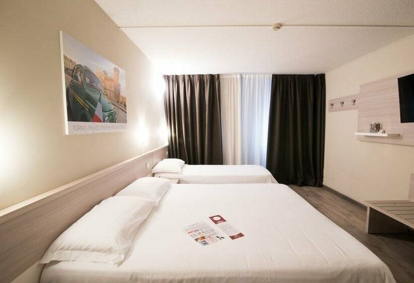 标准三人间, Best Quality Hotel Politecnico