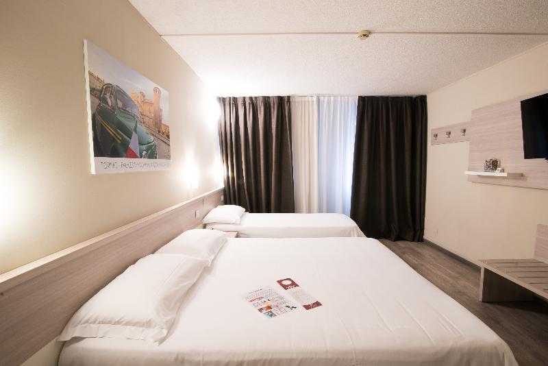 标准三人间, Best Quality Hotel Politecnico