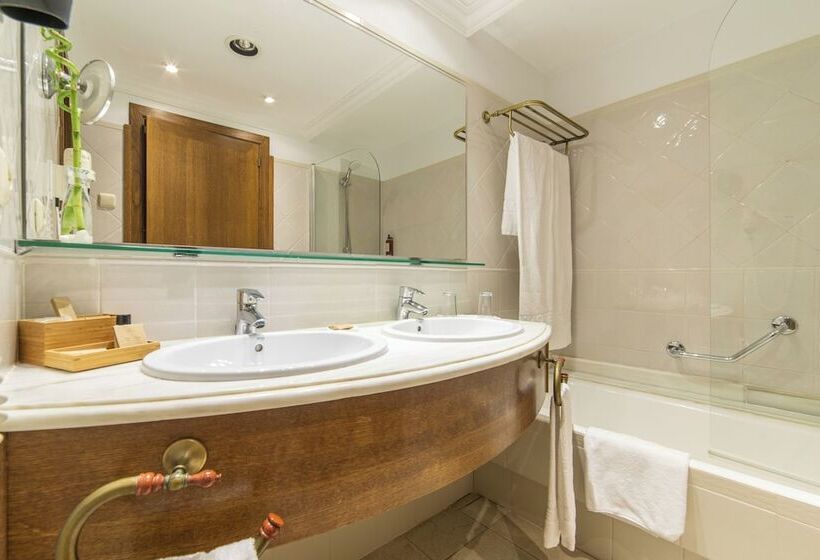 Номер Стандарт Вид на Бассейн, Cm Mallorca Palace  Only Adults