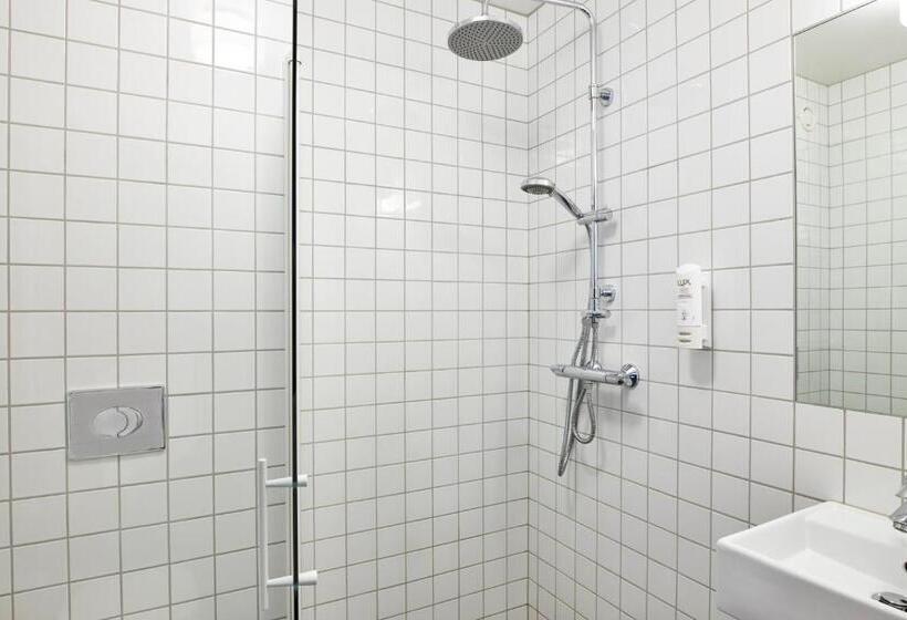 اتاق خانوادگی, Fosshotel Stykkisholmur