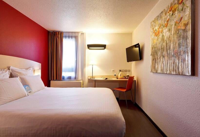 스탠다드 룸 더블 침대, Kyriad Lyon Sud Saint Genis Laval