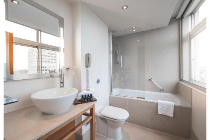 Классический Номер, The Cavendish London