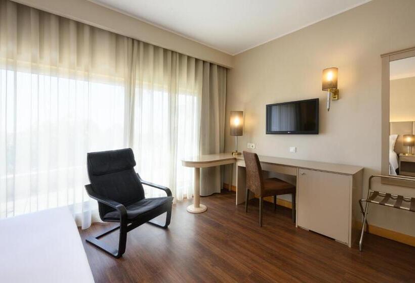 Номер Премиум, Tryp By Wyndham Porto Expo