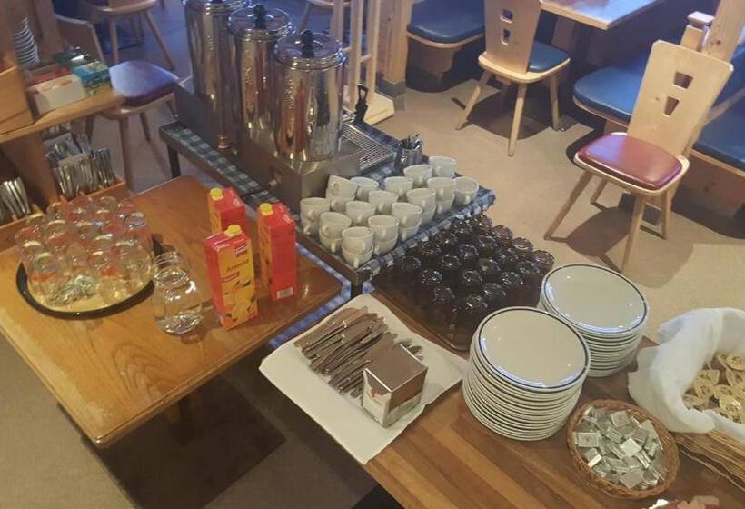 Номер Стандарт, Panorama Restaurant Sterzingerhaus 1.930m