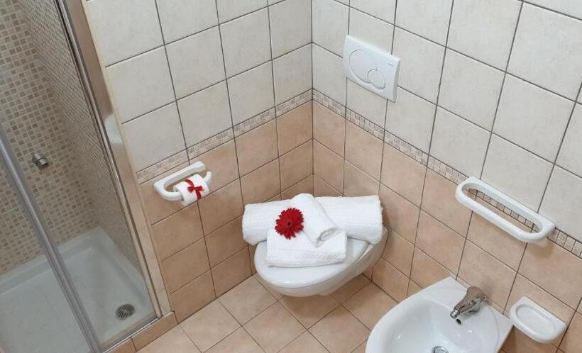 Номер Deluxe, Il Baiocco Affittacamere Piscina & Spa