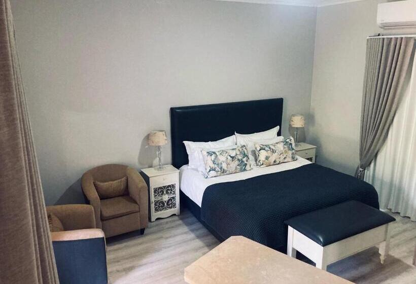 إستوديو ديلوكس, The Falls Guest House