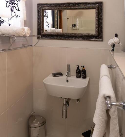 Номер Стандарт, The Falls Guest House