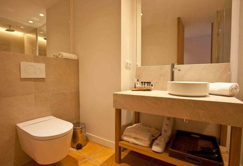 اتاق بزرگ با دسترسی به اسپا, Mon Port Hotel & Spa