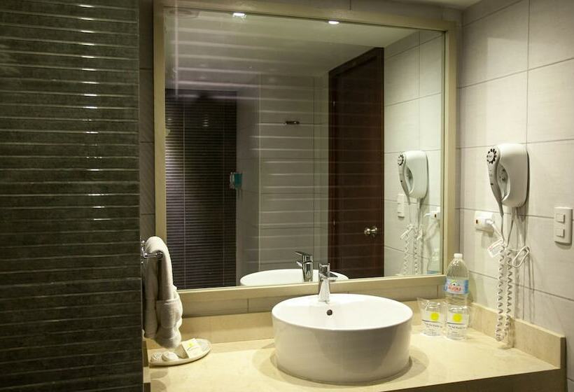 سوئیت جونیور کلوب با چشم‌انداز دریا, Vista Sol Punta Cana Beach Resort & Spa  All Inclusive