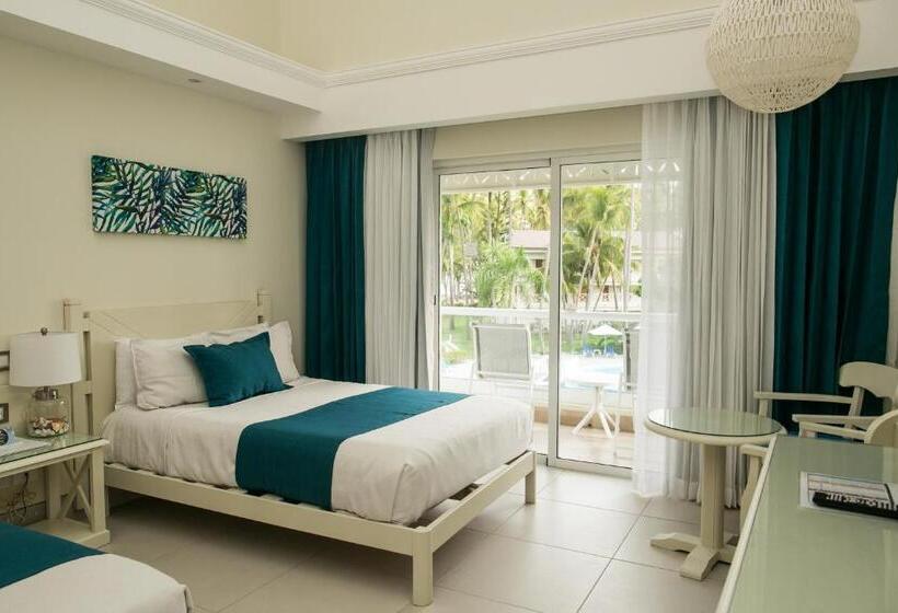 اتاق راحتی با چشم‌انداز استخر, Vista Sol Punta Cana Beach Resort & Spa  All Inclusive
