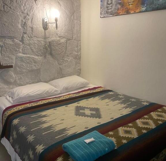 חדר אקונומי, Casa Del Sol