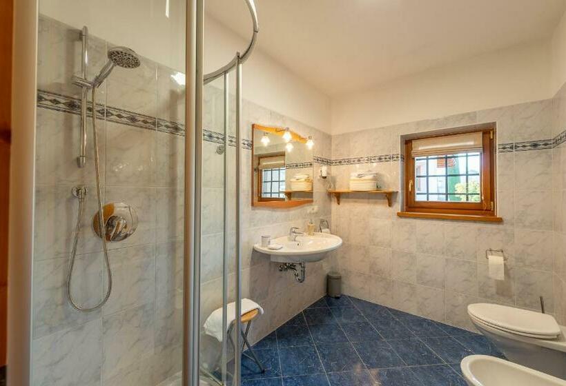１ベッドルームアパートメント, Weinberghof