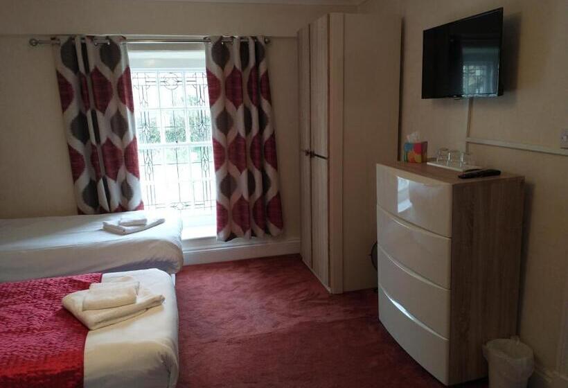 Family Suite, Llanina Arms