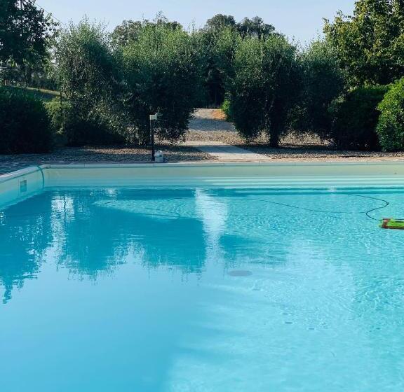 Апартаменты 3 Спальни, Tenuta Montemassi Podere Montauzzo