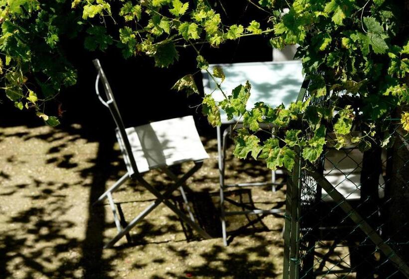 2 Bedrooms Apartment Mountain View, Agriturismo Podere Acqualoreto