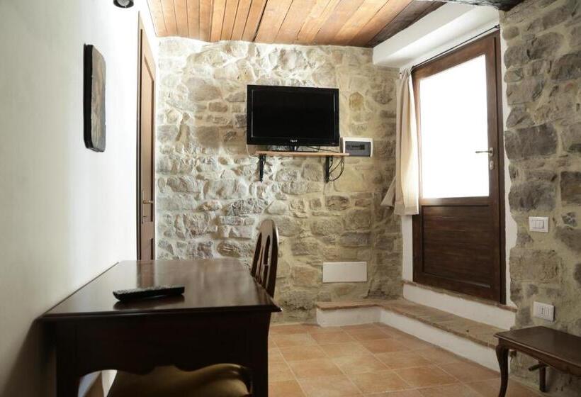 Люкс Повышенной Комфортности, Agriturismo Podere Acqualoreto