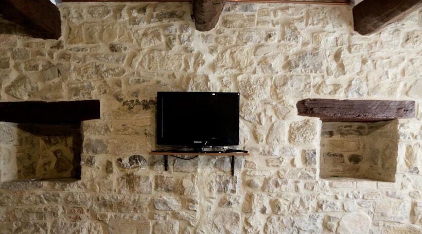 Люкс Повышенной Комфортности, Agriturismo Podere Acqualoreto