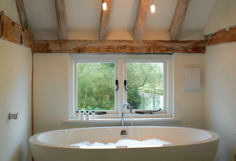 Номер Стандарт, Tuddenham Mill Luxury