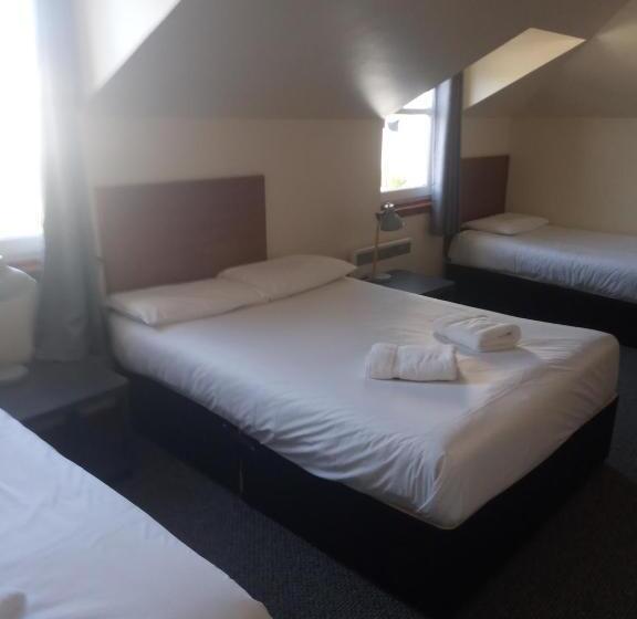 غرفة قياسية رباعية, Bank Street Lodge