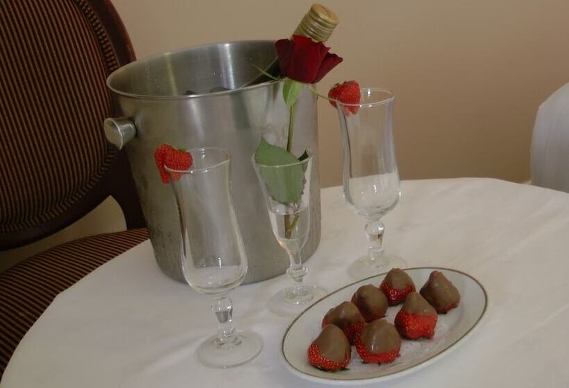 Номер Стандарт, Shamrock Inn