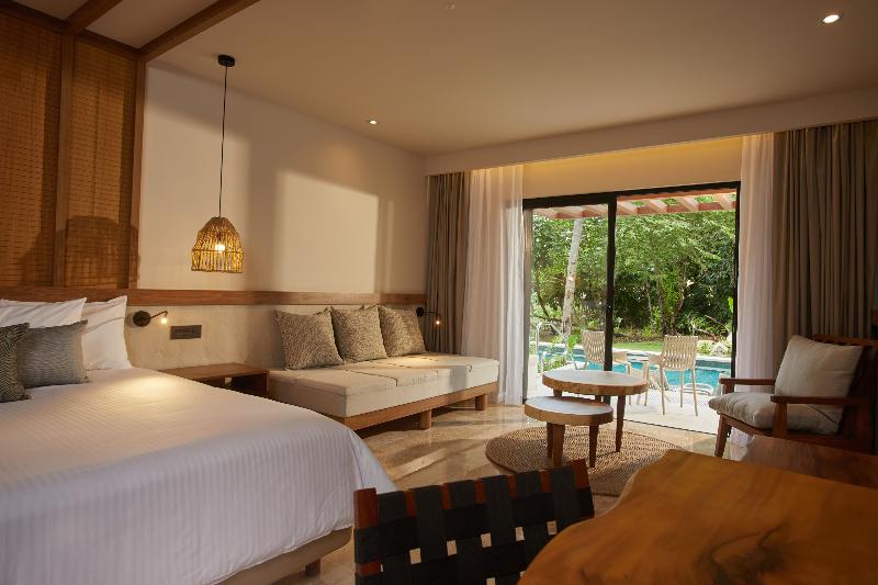 סוויטת ג'וניור דלוקס, Bahia Principe Luxury Akumal - All Inclusive